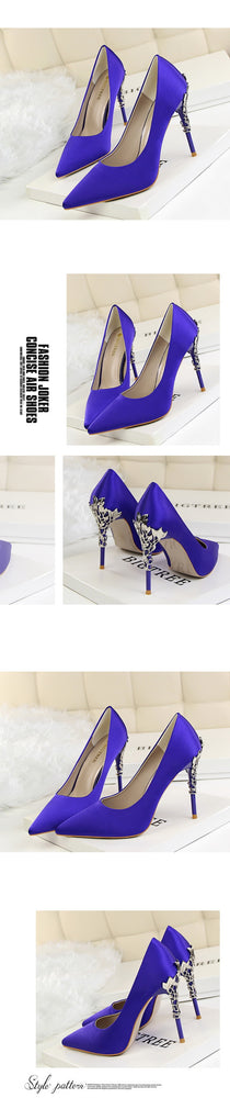 Elegant Metal Carved High Heels Women Pumps