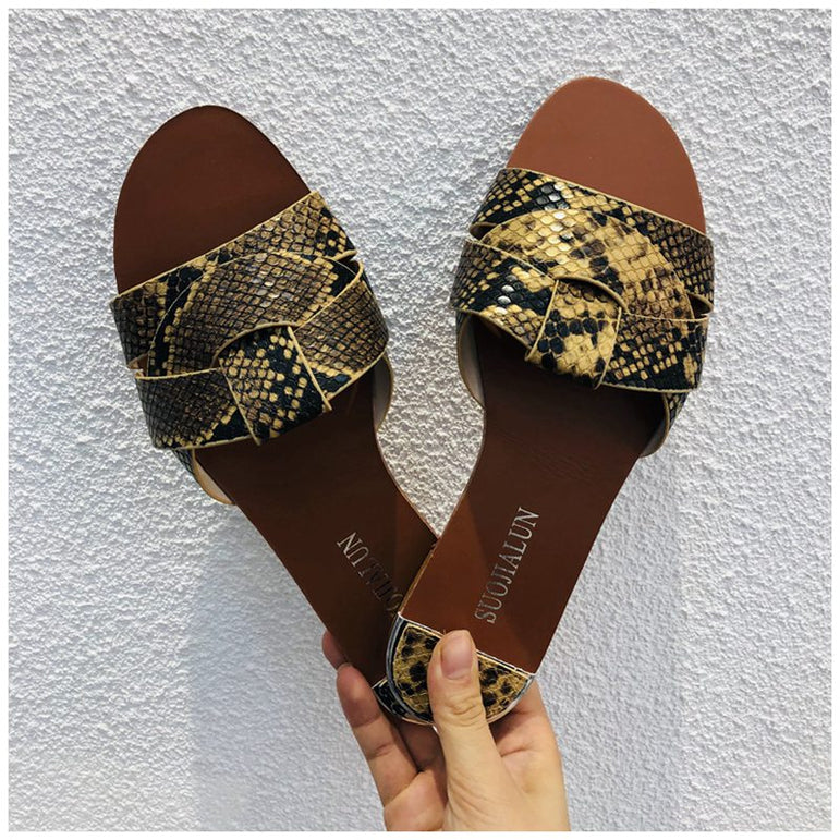 Outdoor Flat Women Slipper