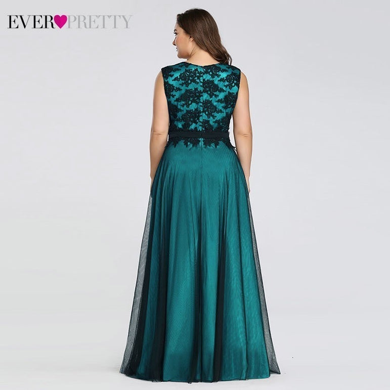 Elegant Lace Applique Tulle Prom Dresses