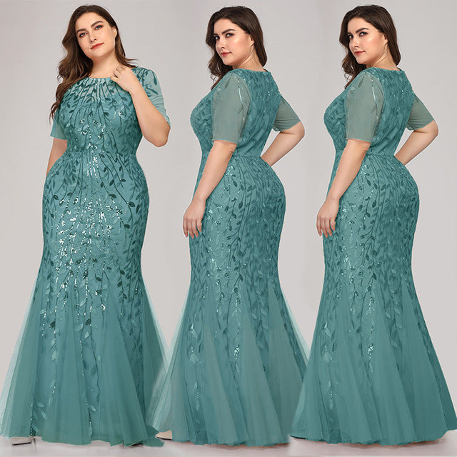 Elegant Lace Appliques Evening Mermaid Dresses