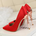 Elegant Metal Carved High Heels Women Pumps